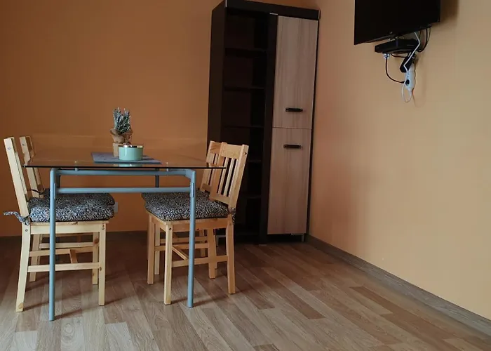 Dom Wisniowy Zakatek Mierki