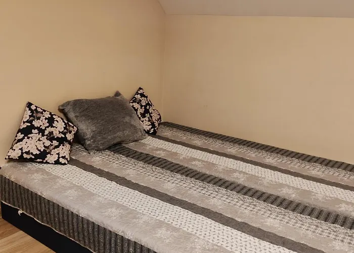 Semesterbostad Dom Wisniowy Zakatek Mierki